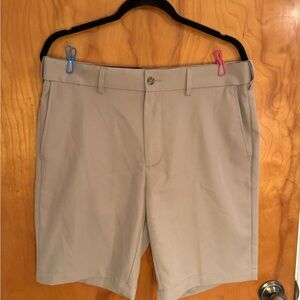✨Grand Slam 34 EUC Flat Front Khaki Shorts